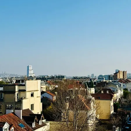 Cosy Flat With View Апартаменты *